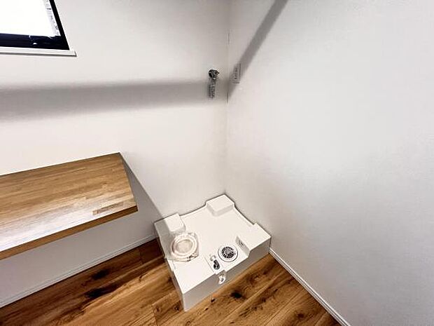 お天気を気にせずお洗濯ができ、室内干し可能です。