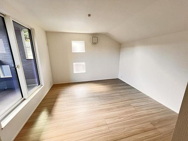 寝室にもご利用いただける居室スペースです。