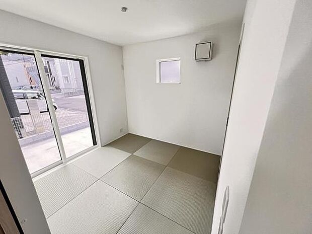 和室スペースです。畳のお部屋は寛げる空間ですね。