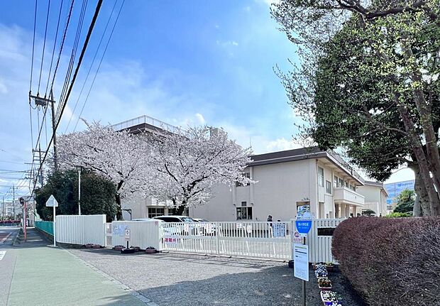 座間市立旭小学校まで約720m(徒歩9分)