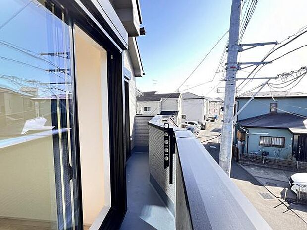 お洗濯ものを気持ち良く太陽の光で干せるのが嬉しいですね。