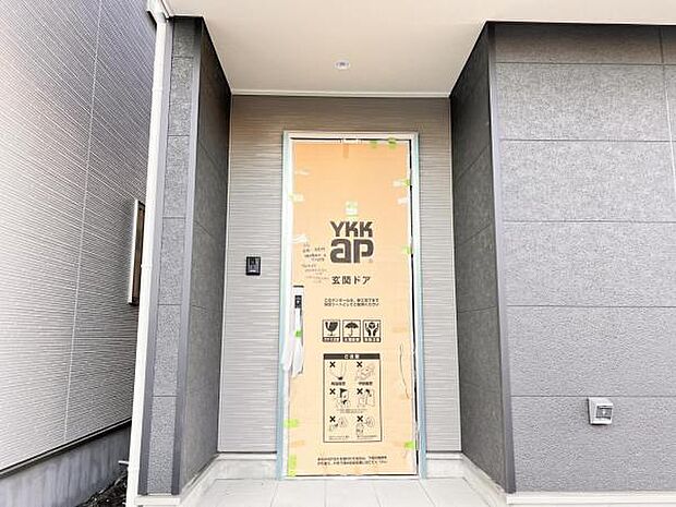 いつも気持ちよくご家族を迎えられる玄関です。