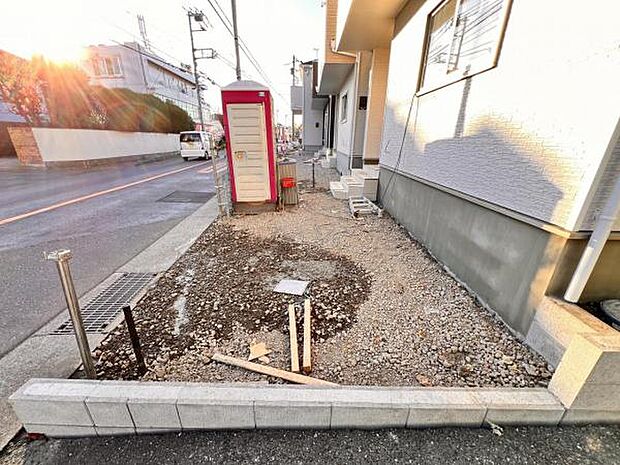 駐車場ももちろん完備しておりますのでお車所有の方にも心強いです。