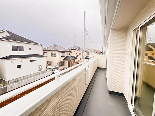 お洗濯ものを気持ち良く太陽の光で干せるのが嬉しいですね。