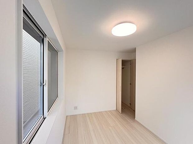 子供部屋にもちょうど良い大きさのお部屋です。