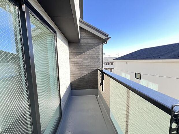 お洗濯ものを気持ち良く太陽の光で干せるのが嬉しいですね。