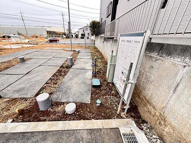 駐車場ももちろん完備しておりますのでお車所有の方にも心強いです。