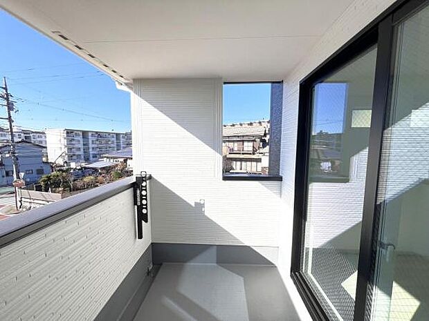 お洗濯ものを気持ち良く太陽の光で干せるのが嬉しいですね。