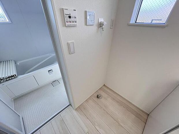 お天気を気にせずお洗濯ができ、室内干し可能です。