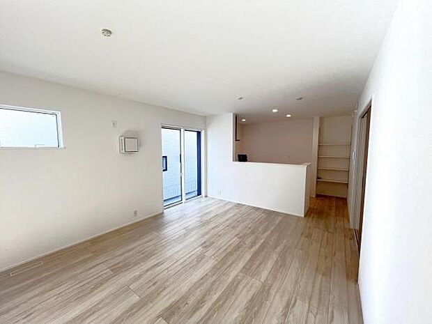 ご家族の温かい時間を演出するダイニングスペースです。