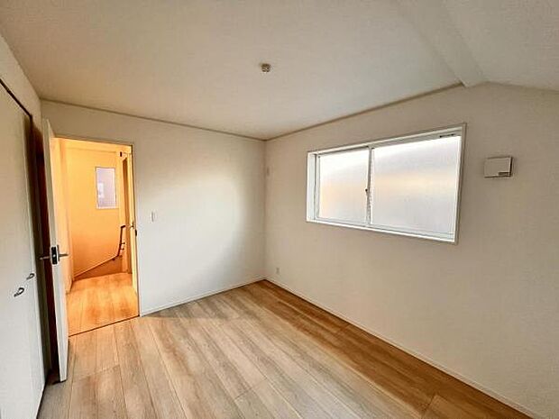 子供部屋にもちょうど良い大きさのお部屋です。