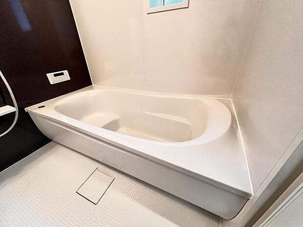 お風呂でほっとひといき。1日の疲れを癒しましょう。