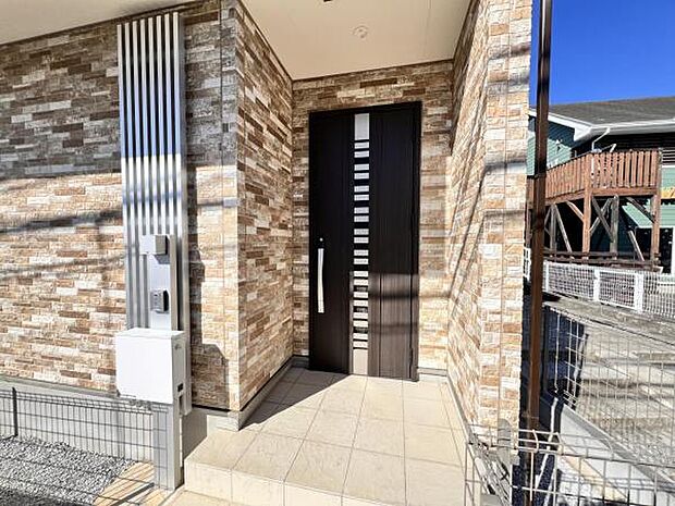 いつも気持ちよくご家族を迎えられる玄関です。