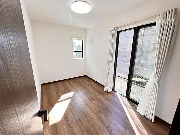 子供部屋にもちょうど良い大きさのお部屋です。