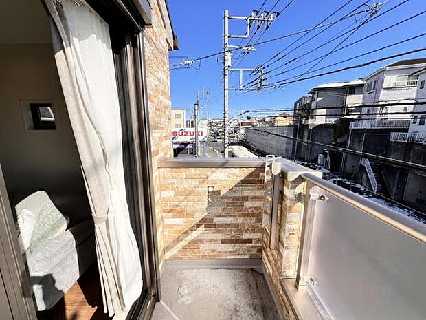 お洗濯ものを気持ち良く太陽の光で干せるのが嬉しいですね。