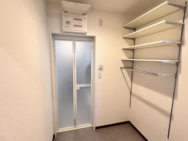 脱衣所は小さなお子様がいるご家庭にも重宝されます。