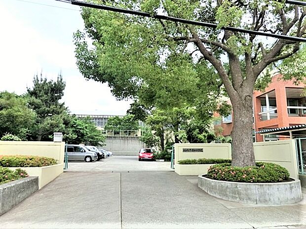 大和市立下福田中学校まで約500m(徒歩7分)