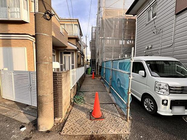 駐車場ももちろん完備しておりますのでお車所有の方にも心強いです。