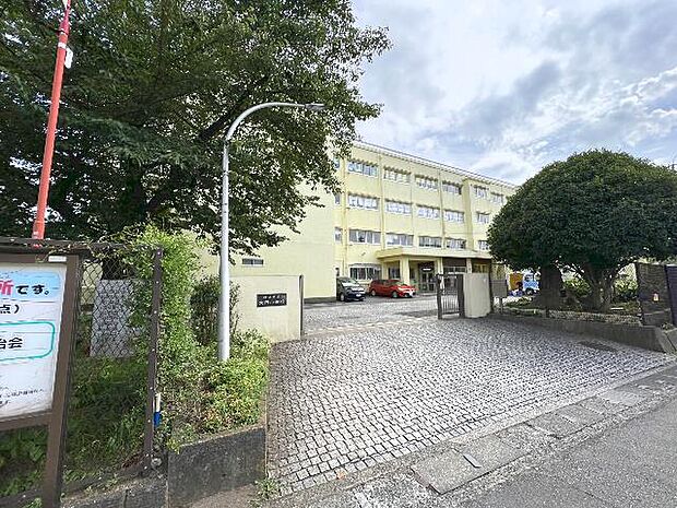 横浜市立大門小学校まで約210m（徒歩3分）