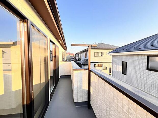 お洗濯ものを気持ち良く太陽の光で干せるのが嬉しいですね。