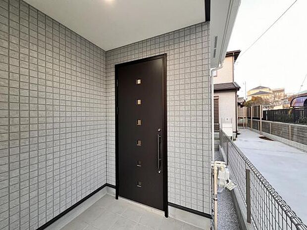 いつも気持ちよくご家族を迎えられる玄関です。