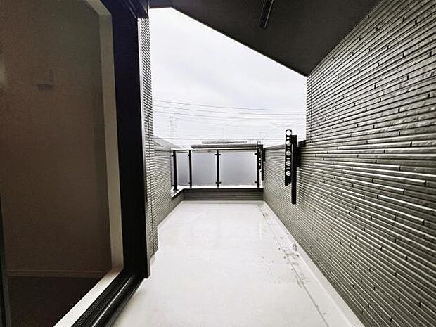 お洗濯ものを気持ち良く太陽の光で干せるのが嬉しいですね。