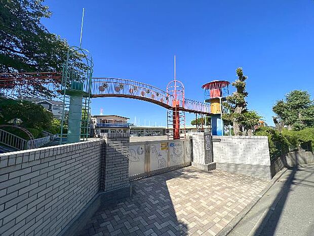 あたご幼稚園まで約530m(徒歩7分)