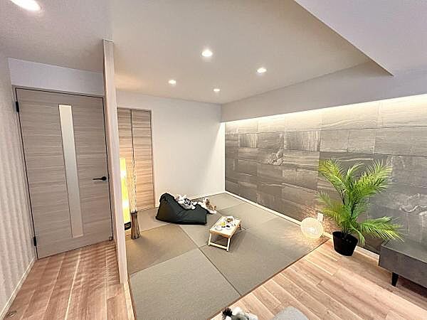 和室スペースです。畳のお部屋は寛げる空間ですね。
