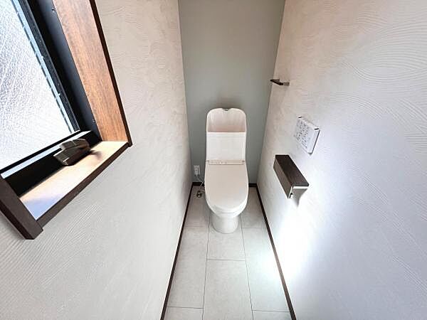 ほっと安らげるトイレ空間です。