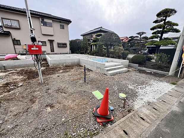 駐車場ももちろん完備しておりますのでお車所有の方にも心強いです。
