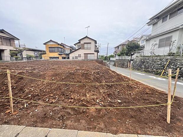 駐車場ももちろん完備しておりますのでお車所有の方にも心強いです。