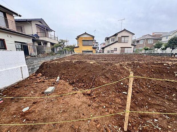 駐車場ももちろん完備しておりますのでお車所有の方にも心強いです。