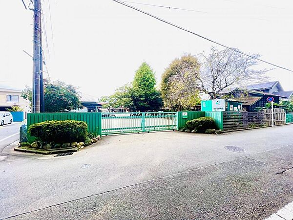 鈴鹿幼稚園まで約1430m（徒歩18分）