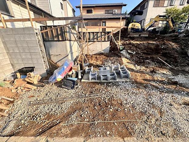 駐車場ももちろん完備しておりますのでお車所有の方にも心強いです。