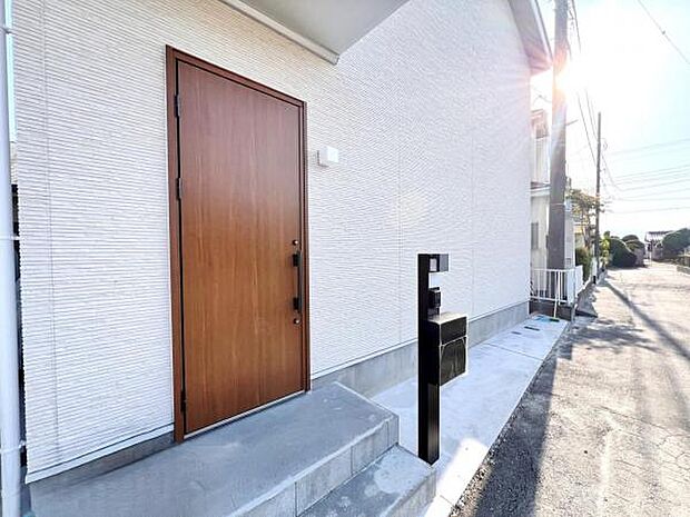 いつも気持ちよくご家族を迎えられる玄関です。