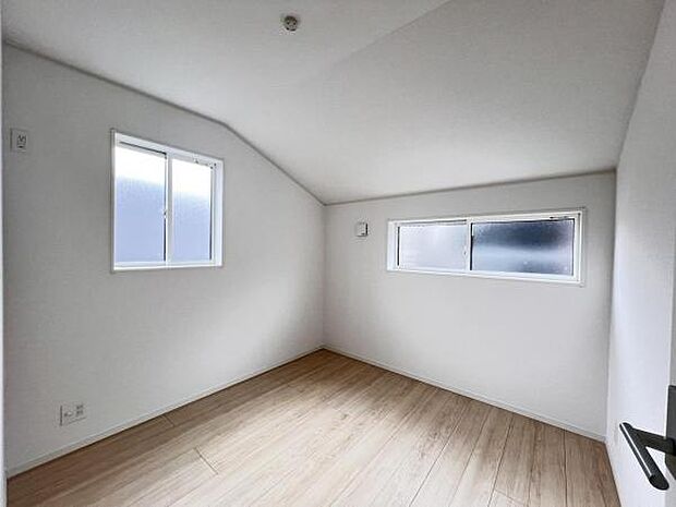 子供部屋にもちょうど良い大きさのお部屋です。