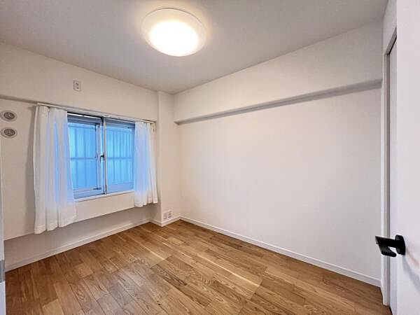 子供部屋にもちょうど良い大きさのお部屋です。