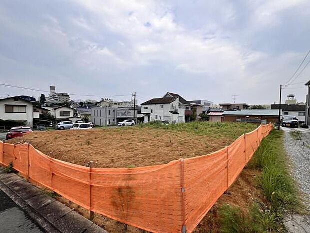 駐車場ももちろん完備しておりますのでお車所有の方にも心強いです。