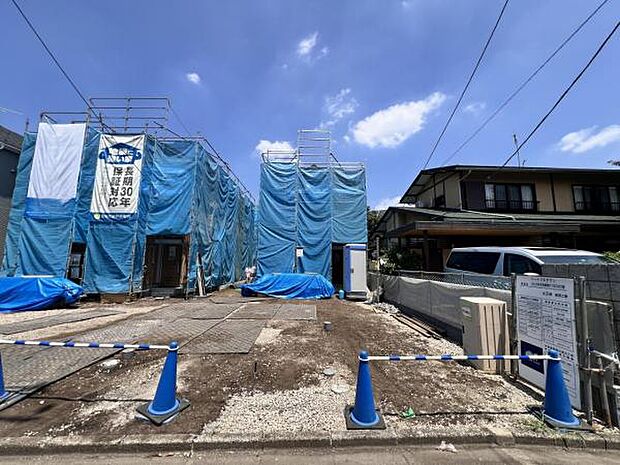 駐車場ももちろん完備しておりますのでお車所有の方にも心強いです。