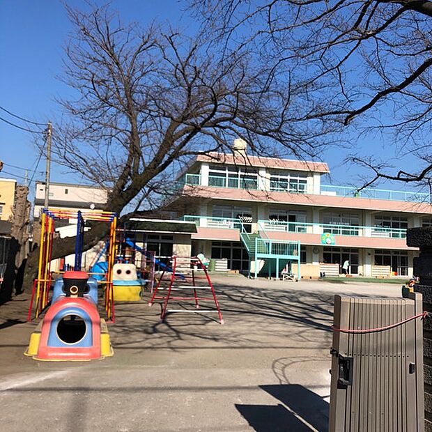 桜ケ丘幼稚園まで約240m(徒歩3分)