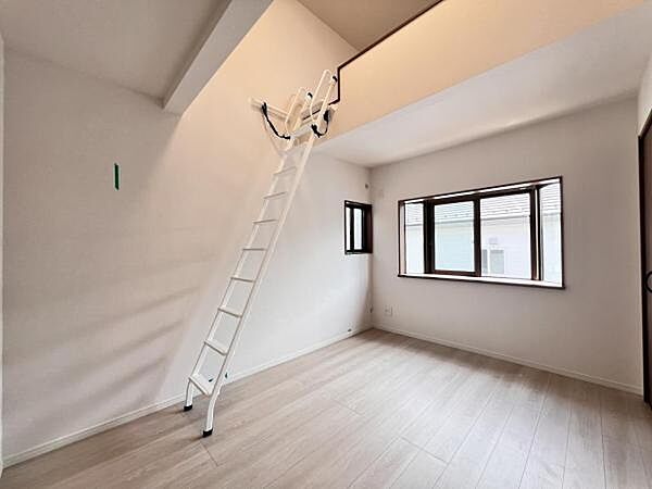 子供部屋にもちょうど良い大きさのお部屋です。