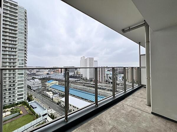 お洗濯ものを気持ち良く太陽の光で干せるのが嬉しいですね。