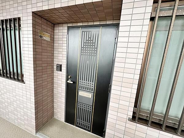 いつも気持ちよくご家族を迎えられる玄関です。