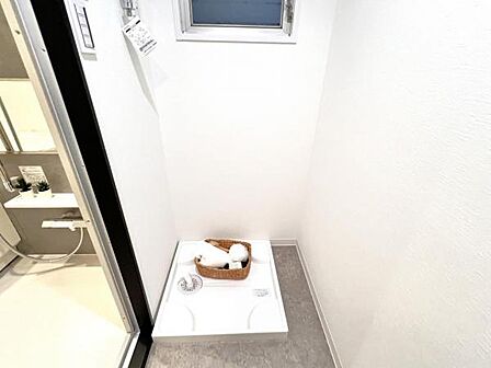 お天気を気にせずお洗濯ができ、室内干し可能です。