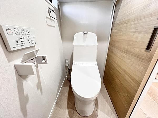 ほっと安らげるトイレ空間です。
