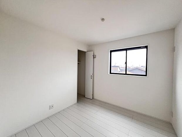 子供部屋にもちょうど良い大きさのお部屋です。
