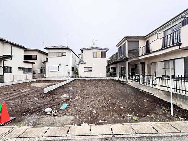 駐車場ももちろん完備しておりますのでお車所有の方にも心強いです。