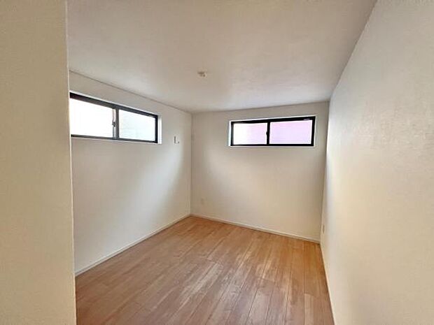 子供部屋にもちょうど良い大きさのお部屋です。