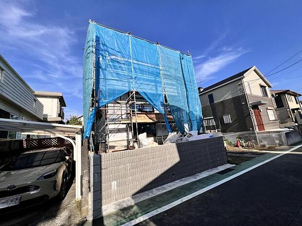 駐車場ももちろん完備しておりますのでお車所有の方にも心強いです。
