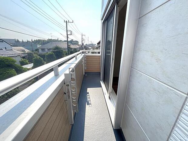 お洗濯ものを気持ち良く太陽の光で干せるのが嬉しいですね。